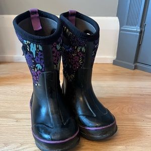 Girls Bogs winter boots - size 12